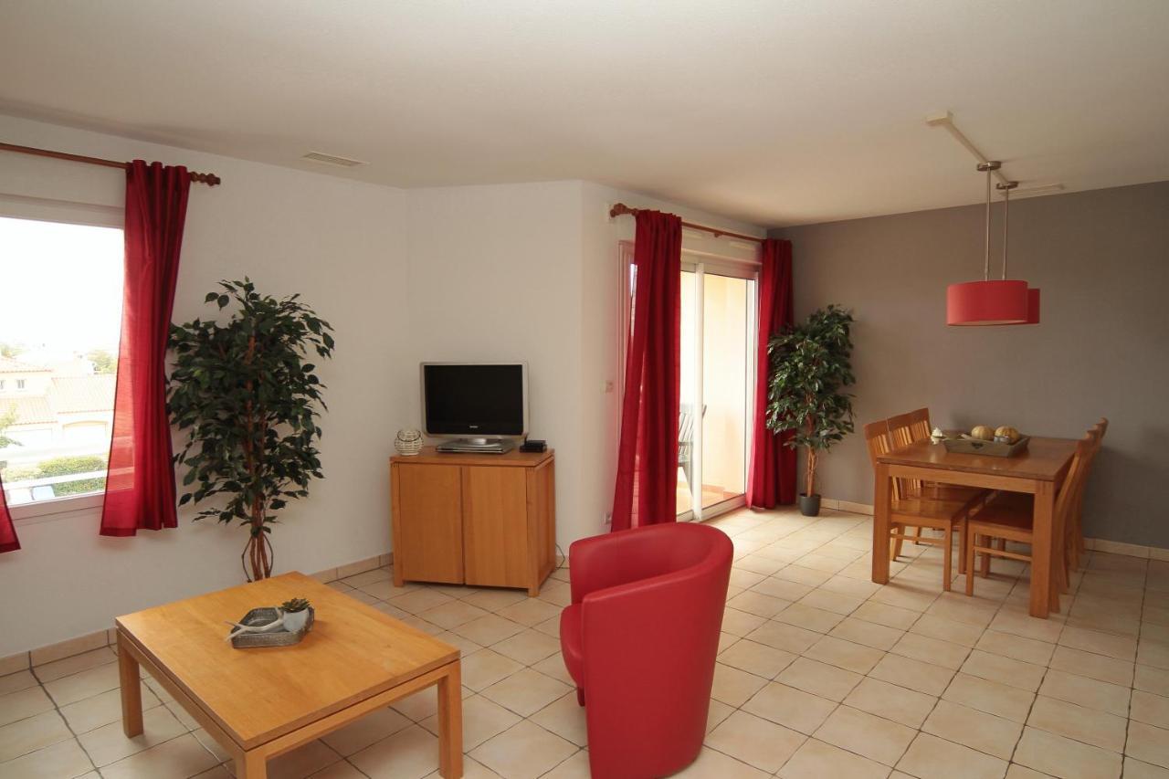 Residence La Pinede Ле Баркарес Экстерьер фото