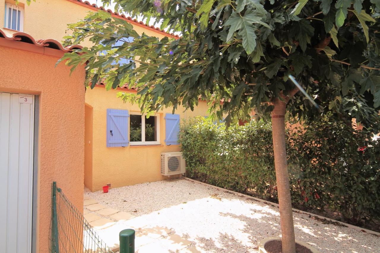 Residence La Pinede Ле Баркарес Экстерьер фото