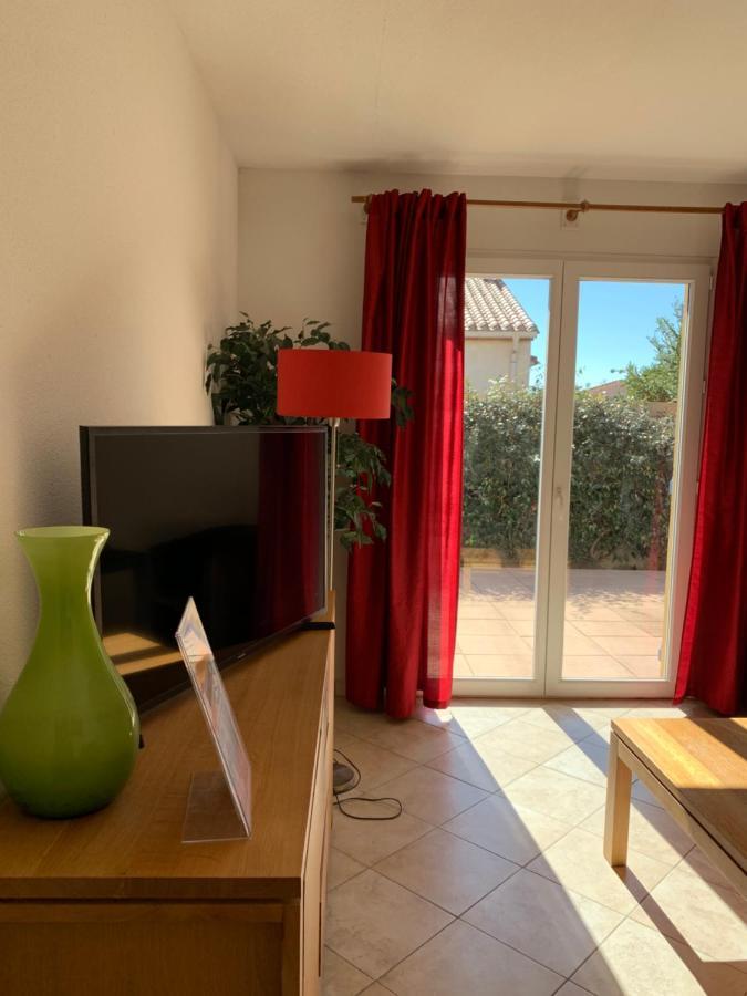 Residence La Pinede Ле Баркарес Экстерьер фото