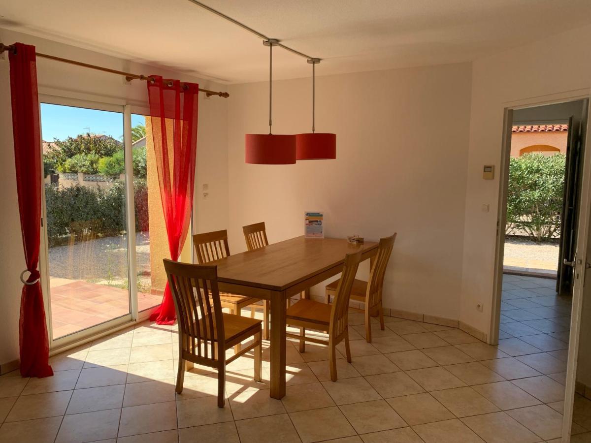 Residence La Pinede Ле Баркарес Экстерьер фото