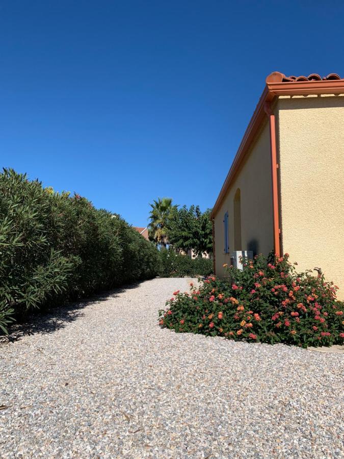 Residence La Pinede Ле Баркарес Экстерьер фото